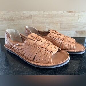 Chamula Uxmal Tan Leather Huarache sandals.  Size 8. NWOT.